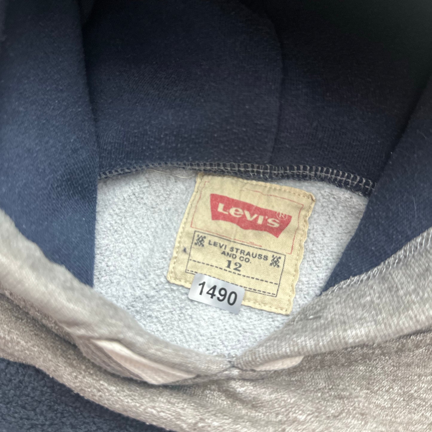 Pull Levis : 12 ans