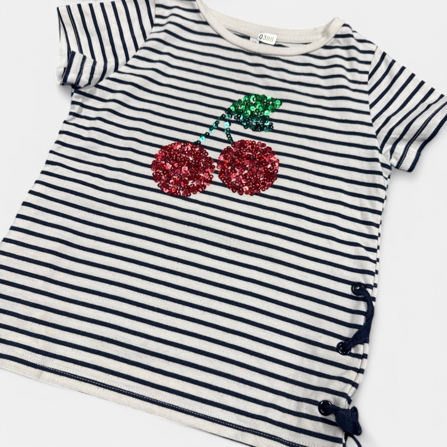 T-Shirt cerise : 8 ans