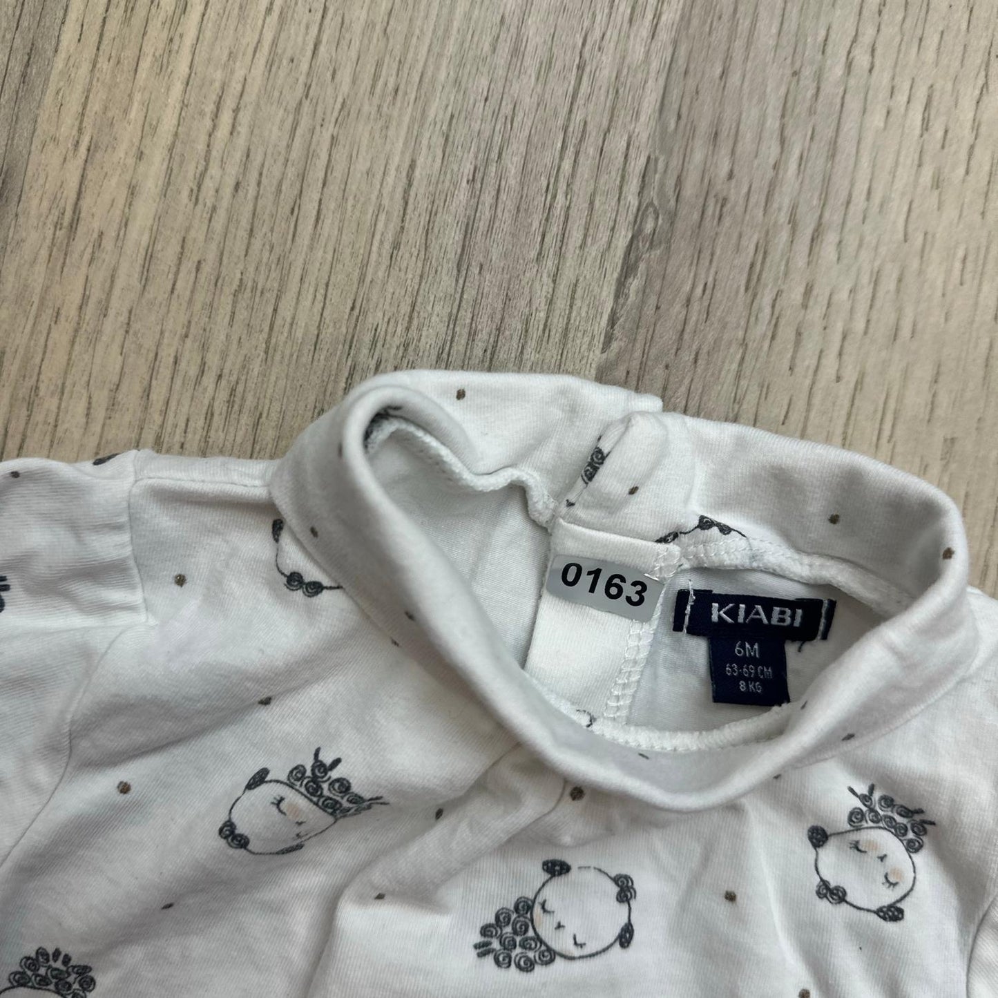 T-Shirt col roulé Kiabi : 6 mois