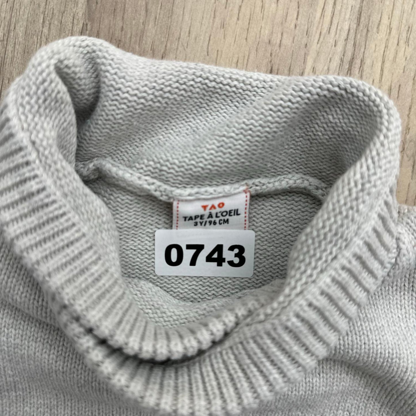 Pull Tape à l'oeil : 3 ans