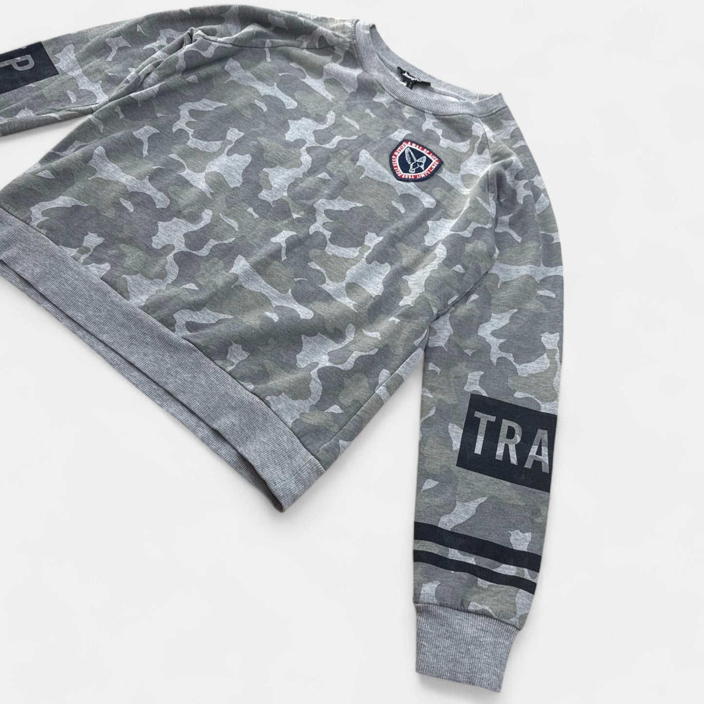 Pull Jennyfer : 16 ans