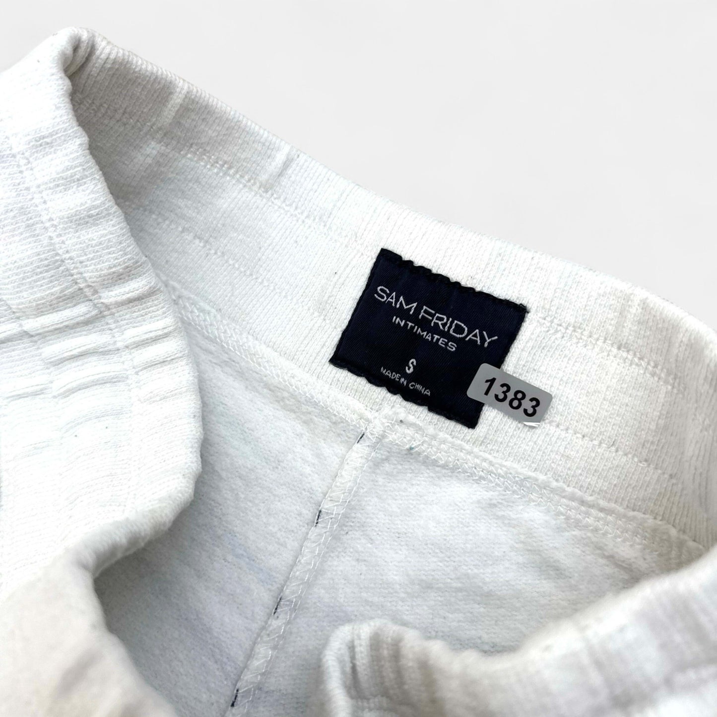 Short Sm Friday : 16 ans