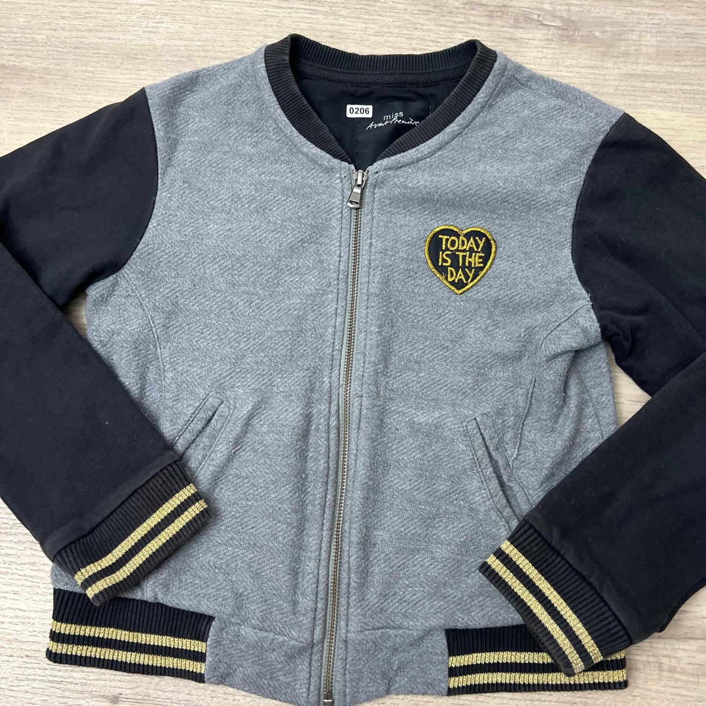 Teddy Miss avant premiere : 12 ans