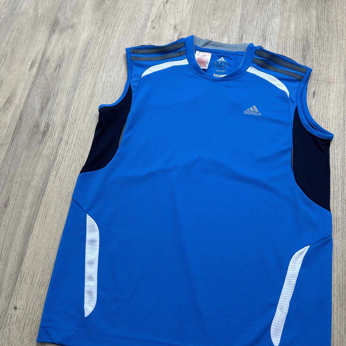 Tenue de sport Adidas : 14 ans