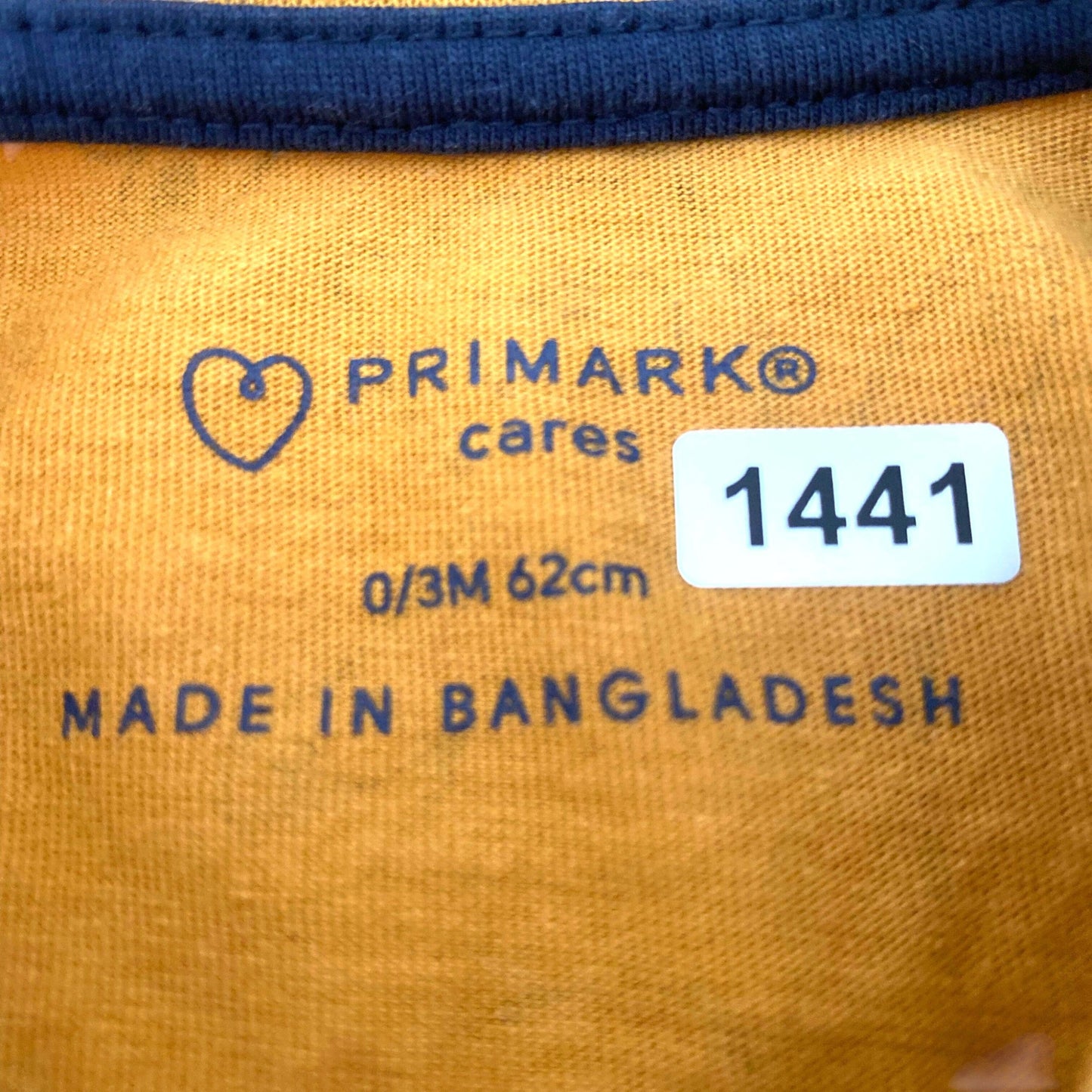 T-Shirt Primark : 3 mois