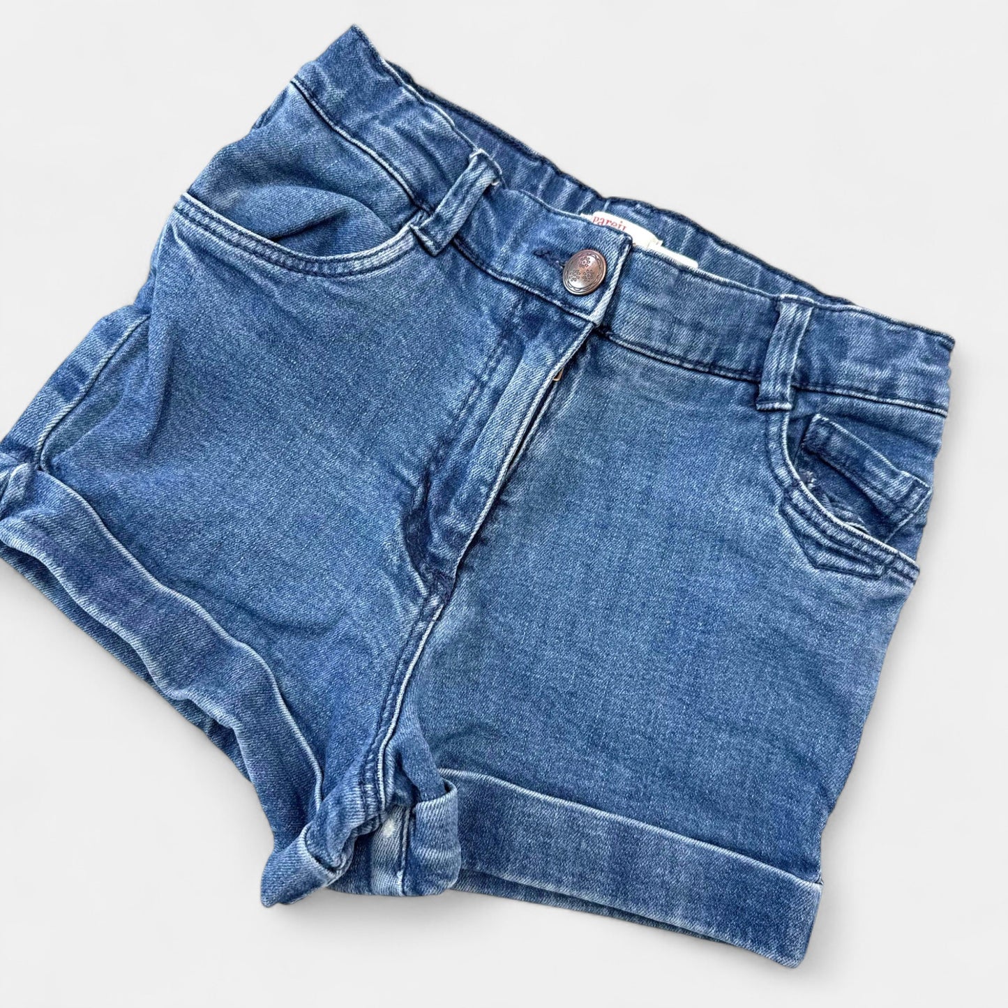 Short Du Pareil au même : 8 ans