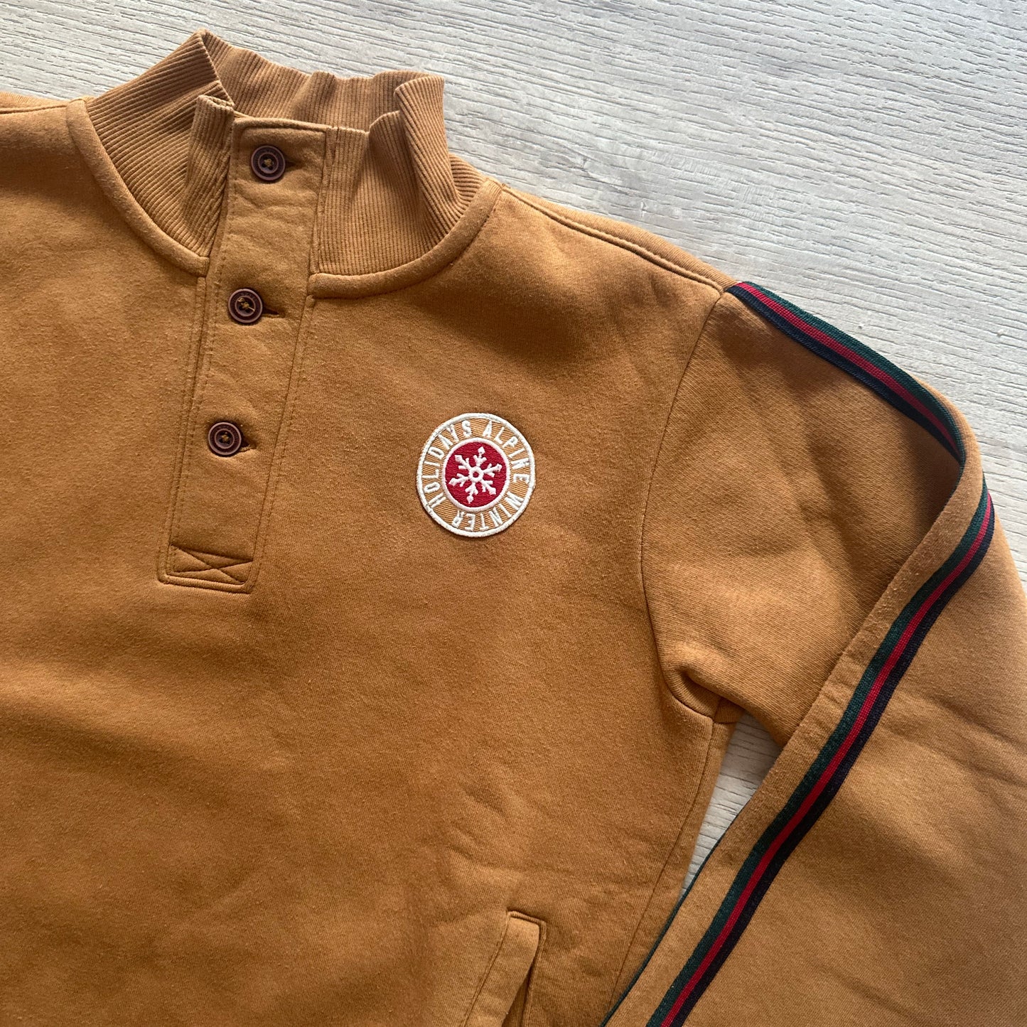 Pull Tape à l'oeil : 14 ans
