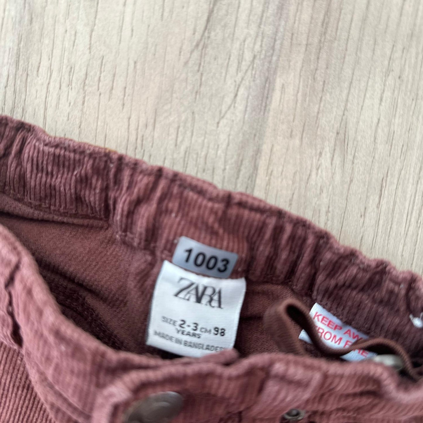 Pantalon Zara : 36 mois