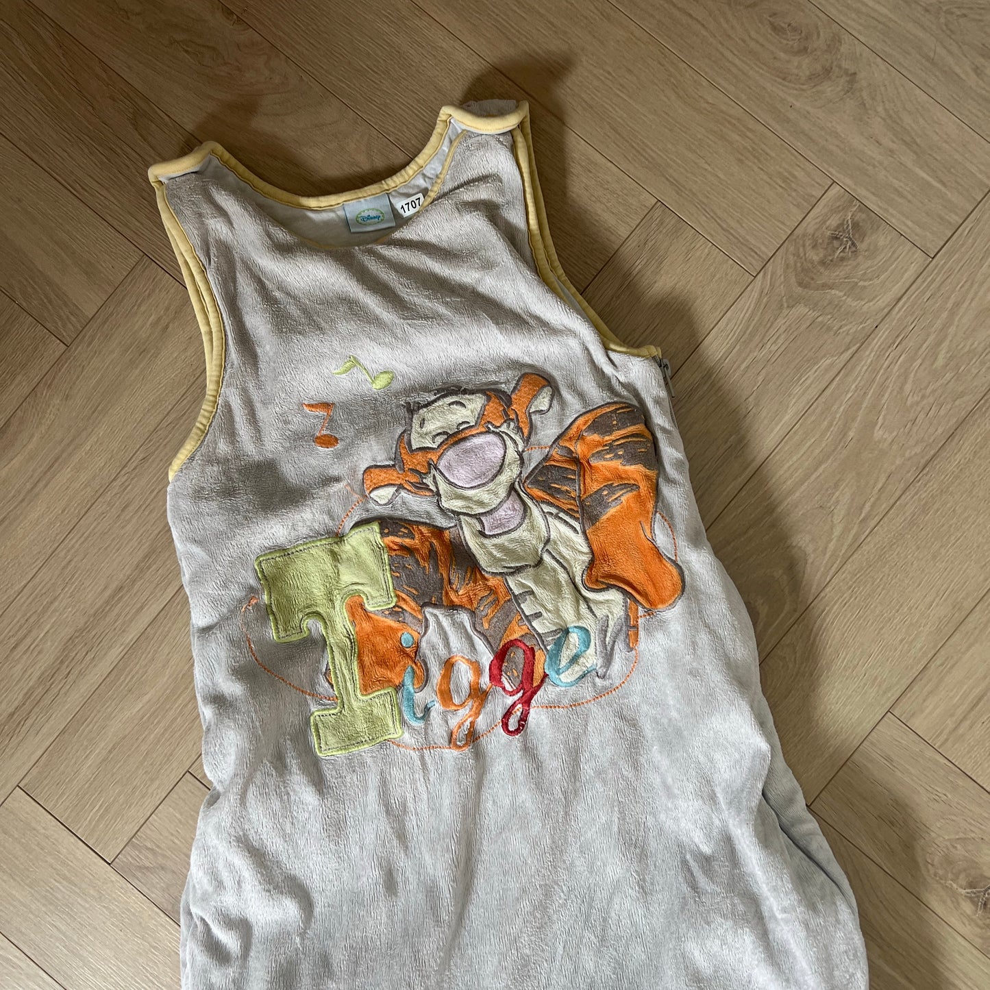 Gigoteuse Disney : 6-24 mois