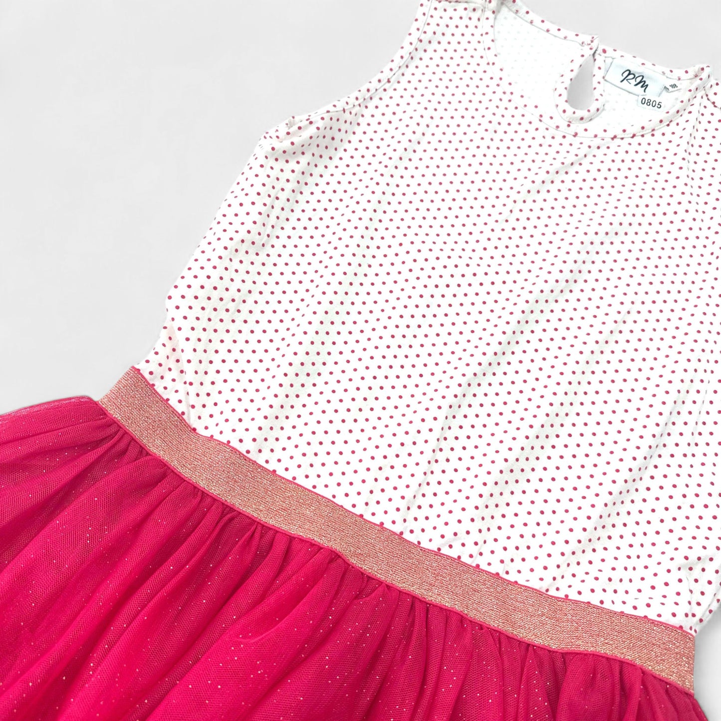 Robe : 14 ans