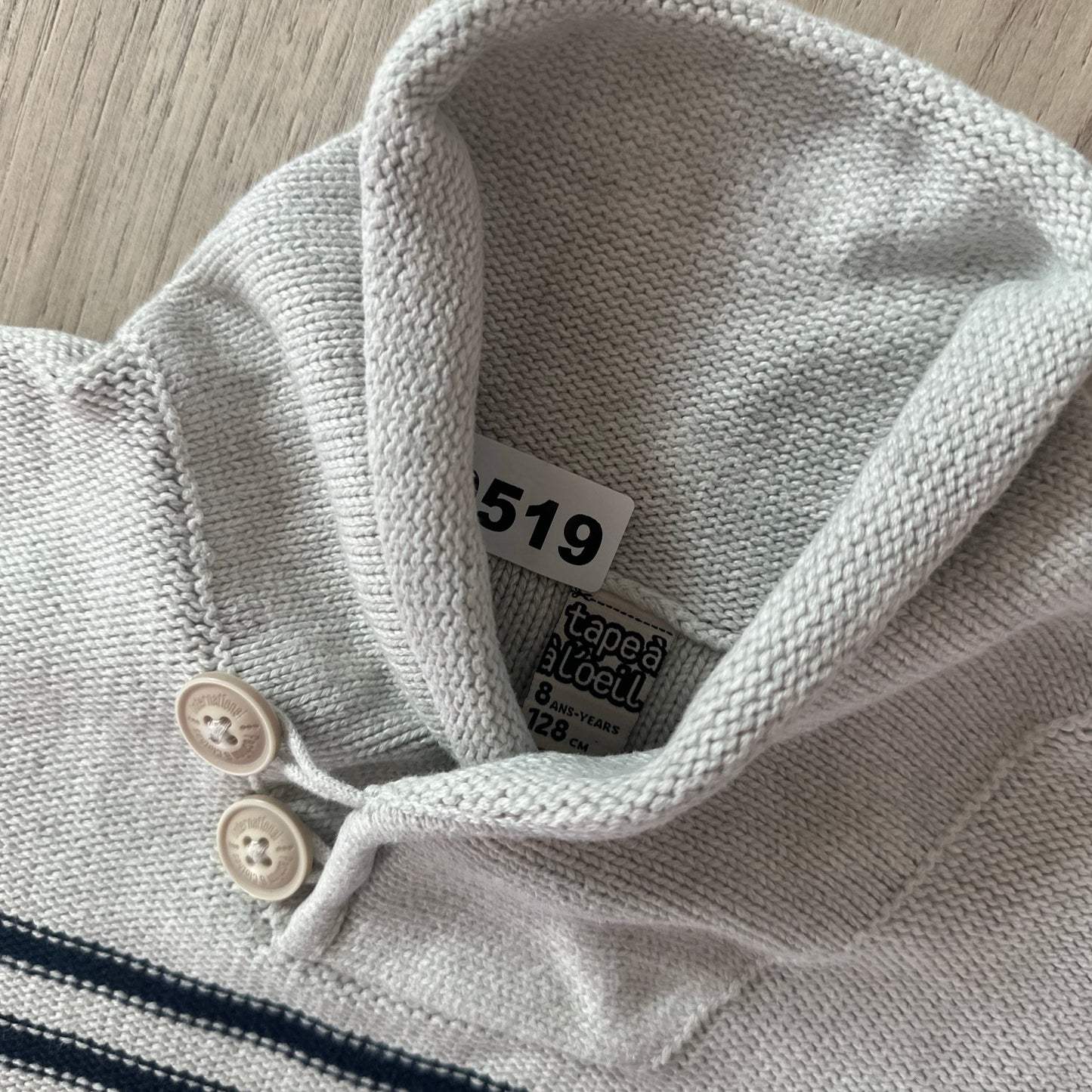 Pull Tape à l'oeil : 8 ans
