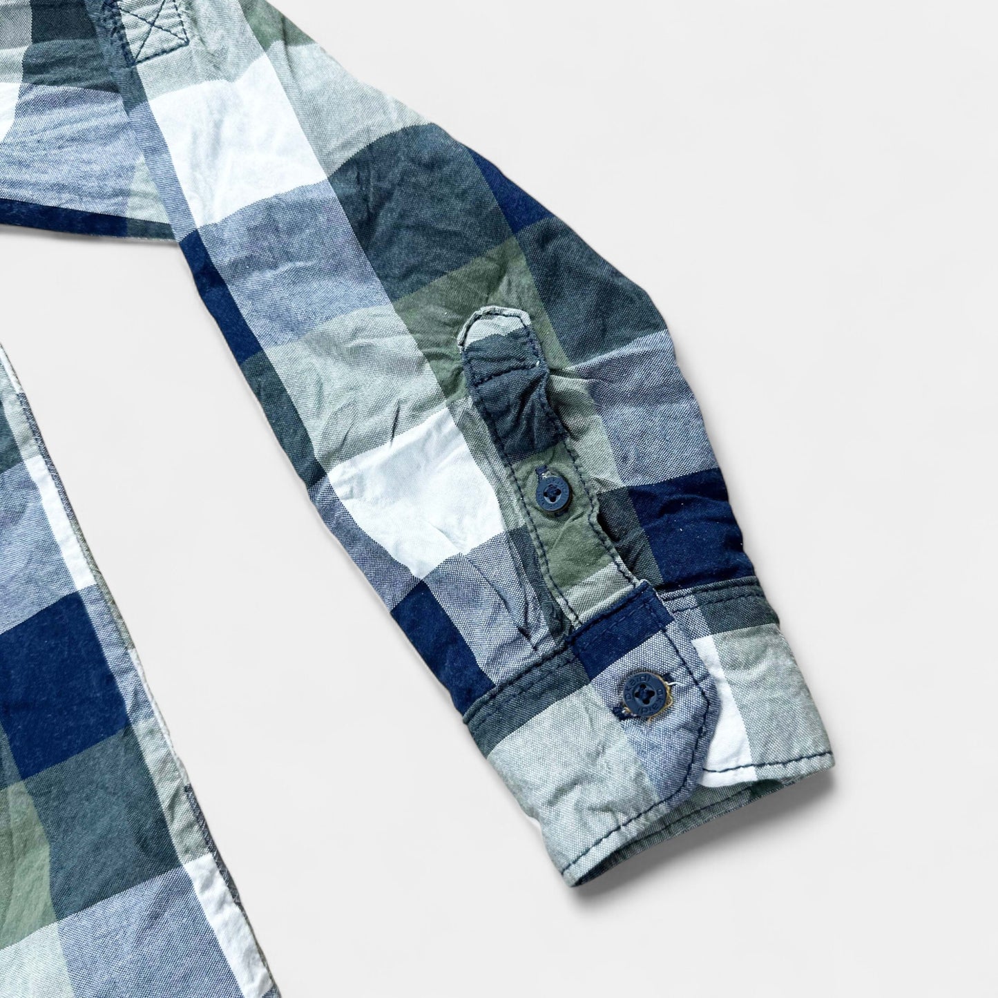 Chemise Okaïdi : 8 ans