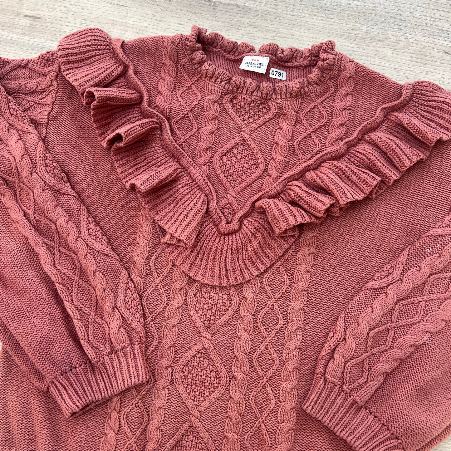 Pull Tape à l'oeil : 14 ans