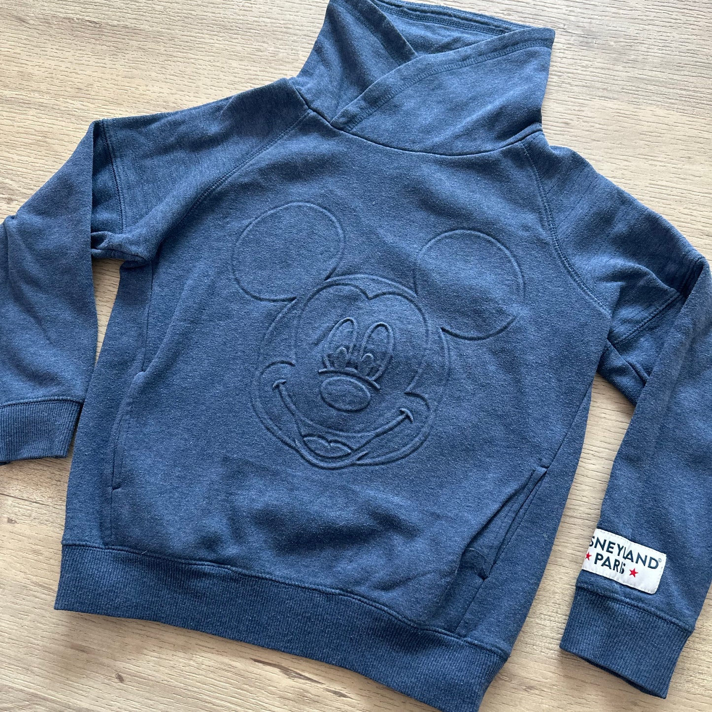 Pull Disneylands Paris : 10 ans
