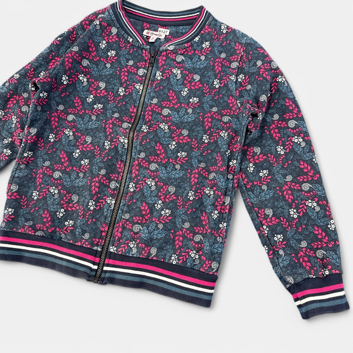 Gilet U Essentiel : 8 ans