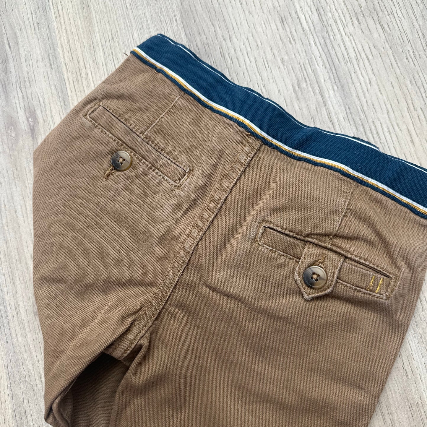 Pantalon chino Kiabi : 4 ans