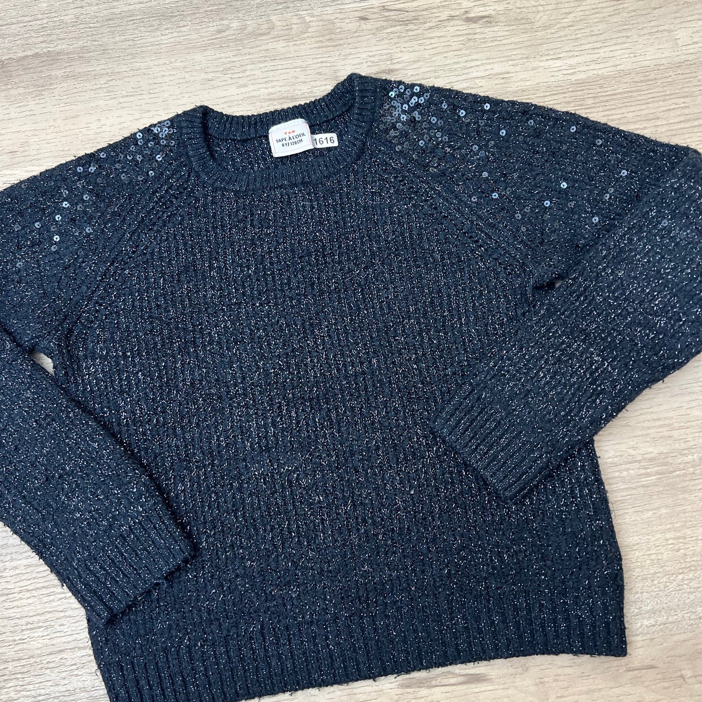 Pull Tape à l'oeil : 8 ans