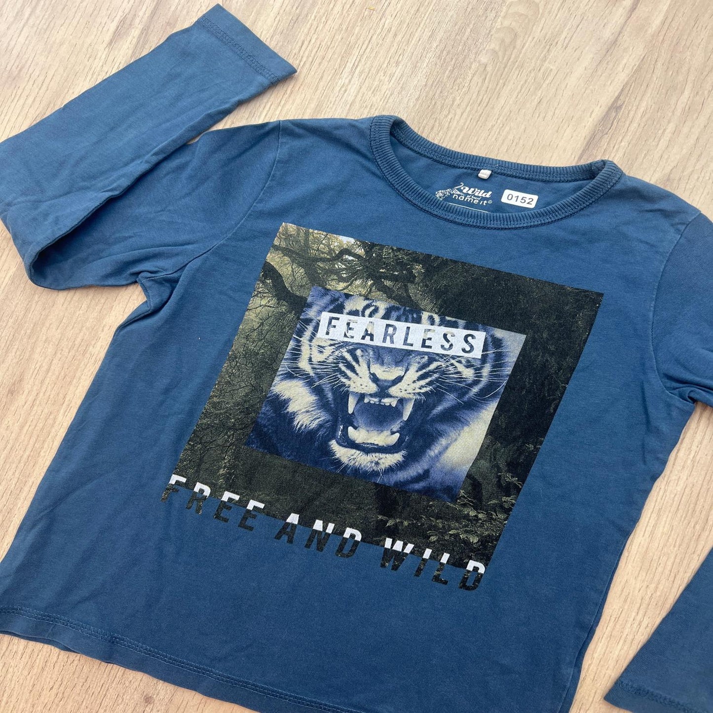 T-shirt Name it : 6 ans
