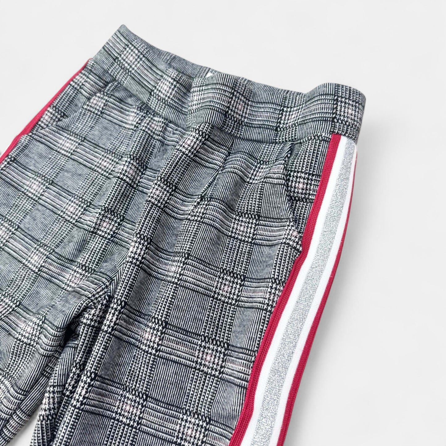 Pantalon Fadhion private company : 6 ans