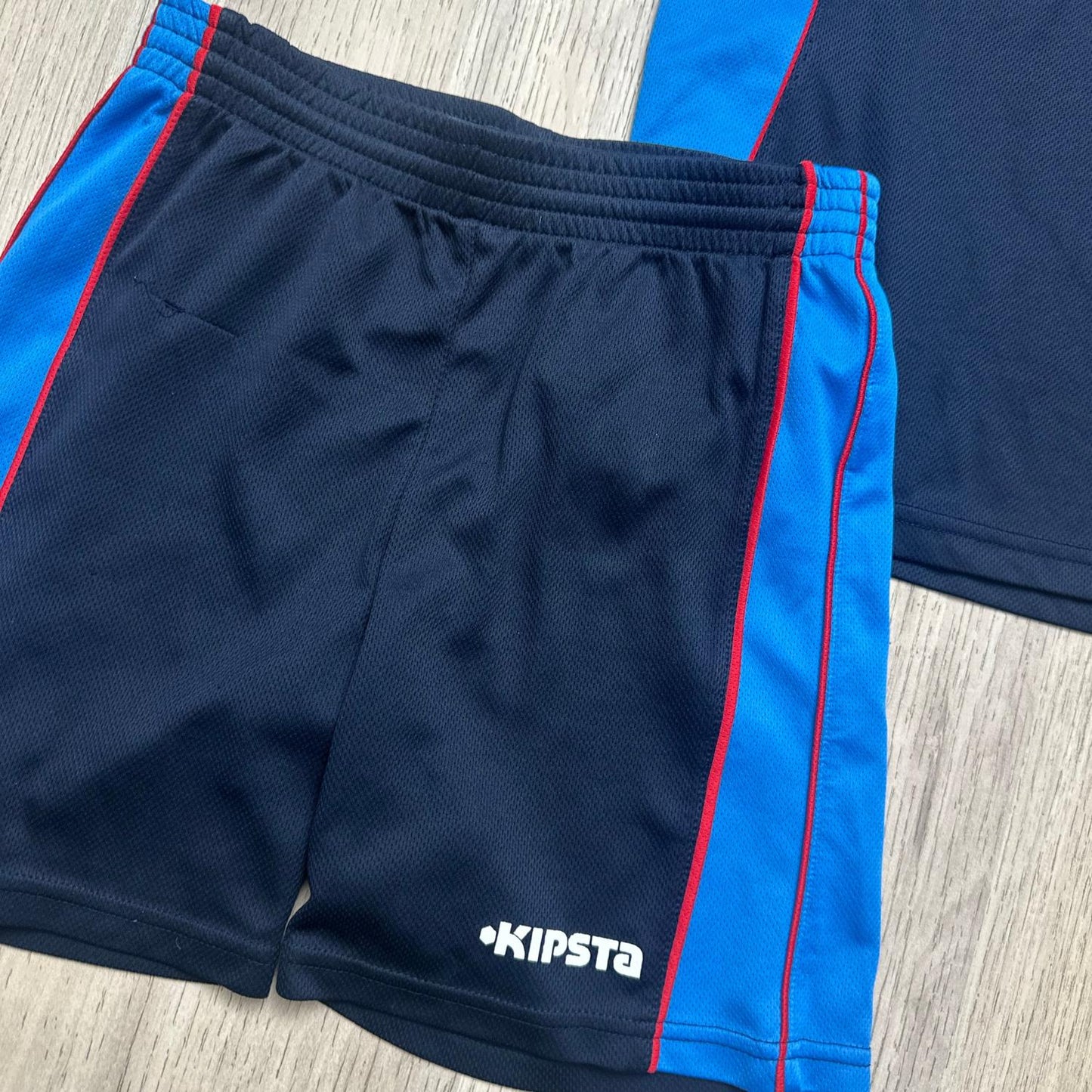 Tenue de sport  kipsta : 6 ans