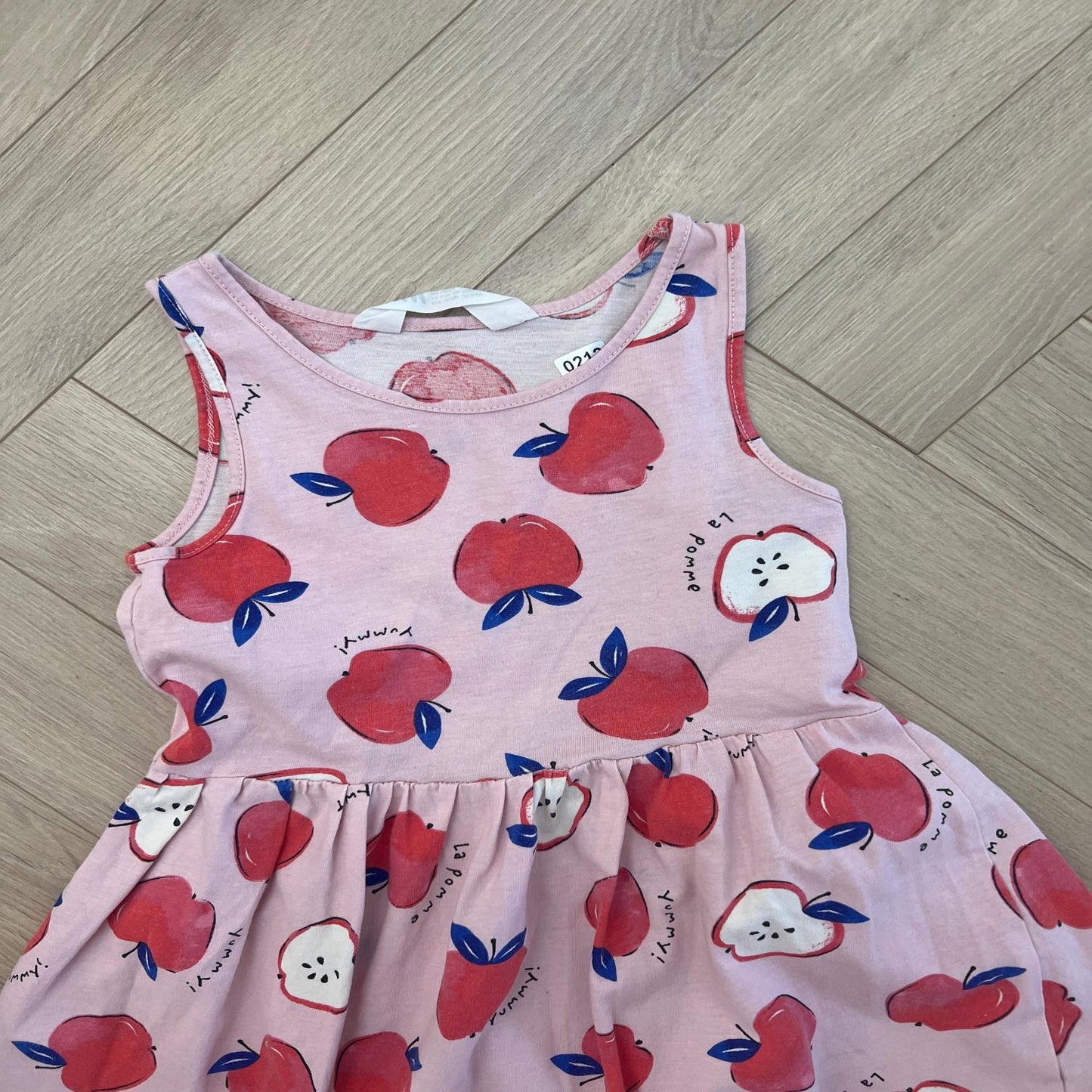 Robe H&M￼ : 5 ans