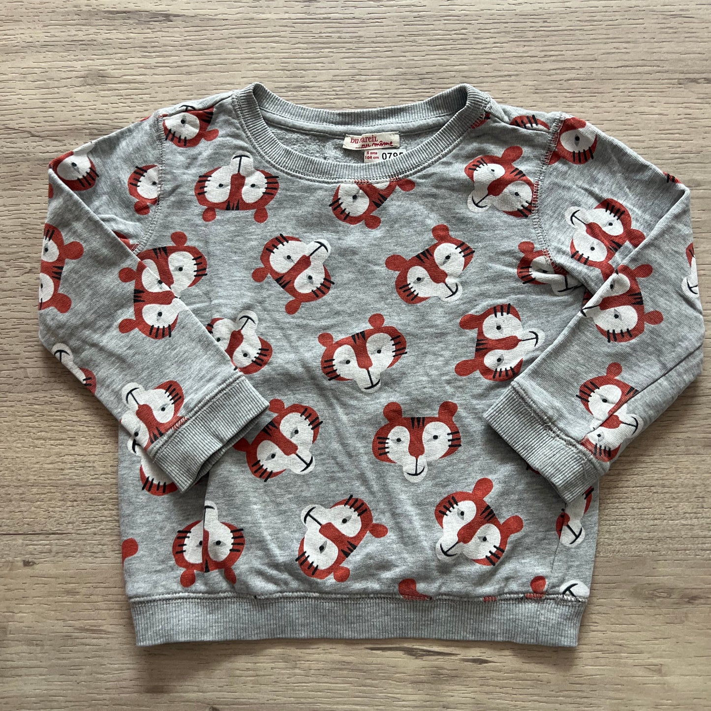 Pull Du Pareil au même : 4 ans
