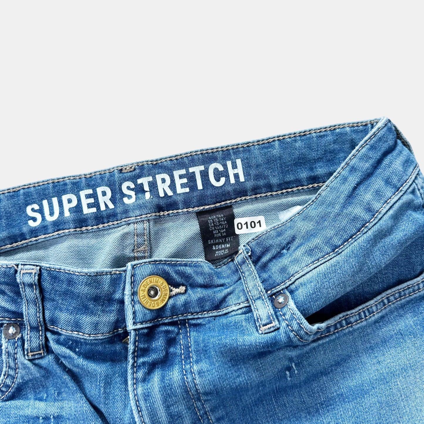 Pantalon H&M : 14 ans