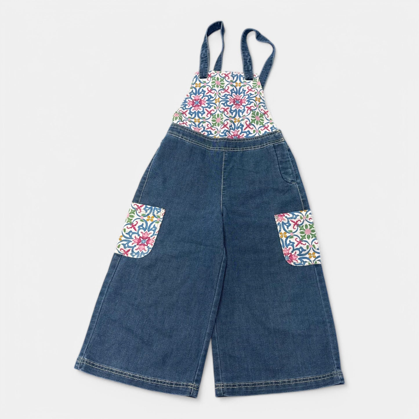 Salopette Benetton : 10 ans