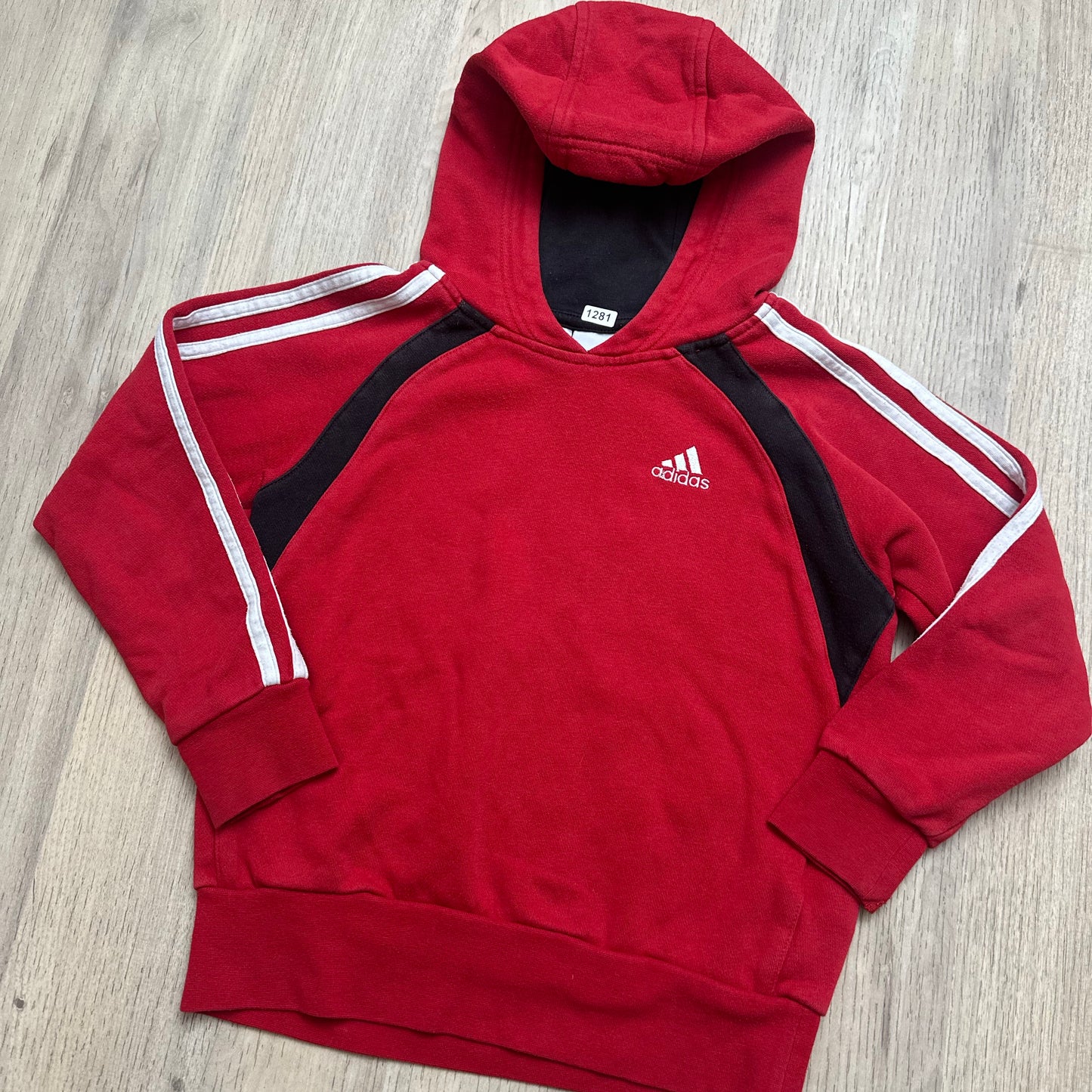 Pull Adidas : 6 ans
