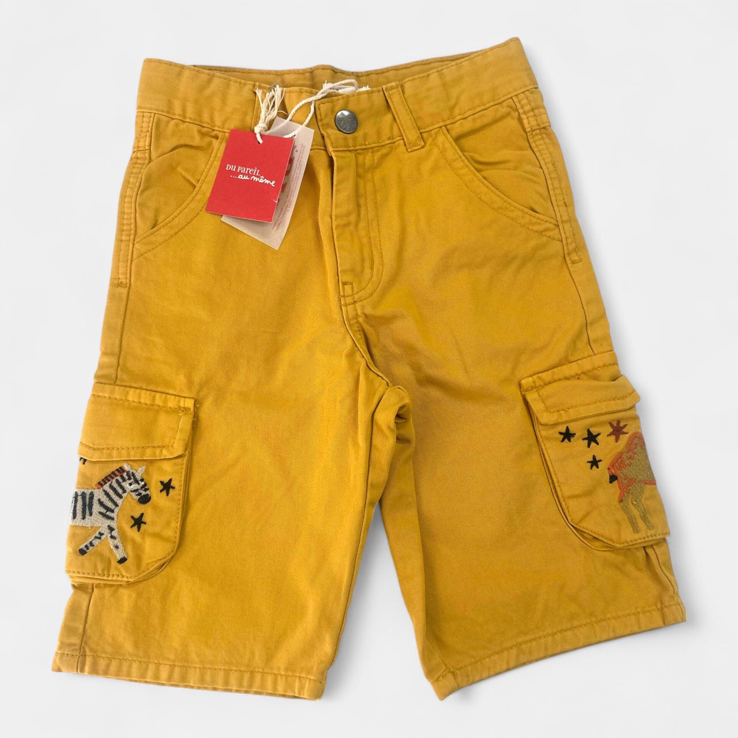 Short Du Pareil au même : 8 ans