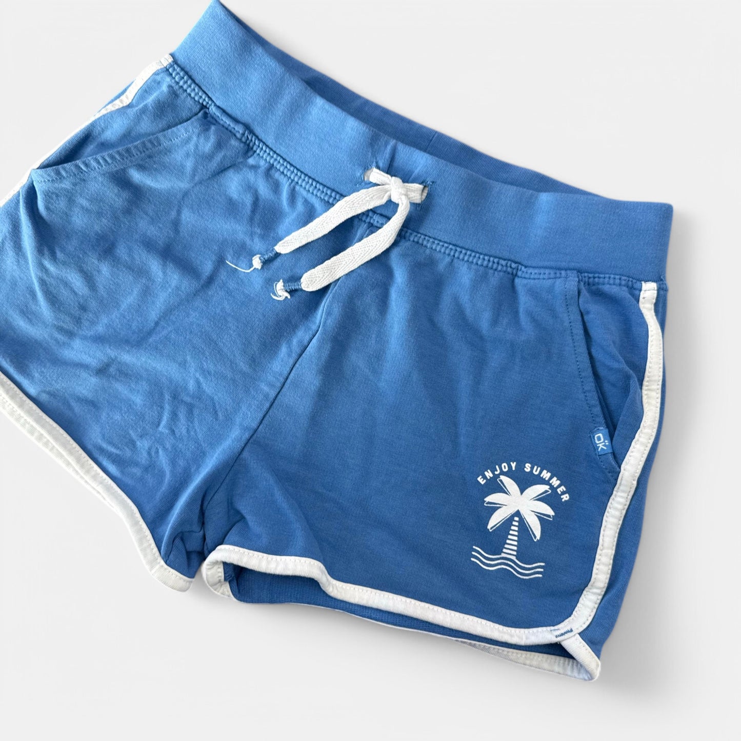 Short Okaïdi : 7 ans