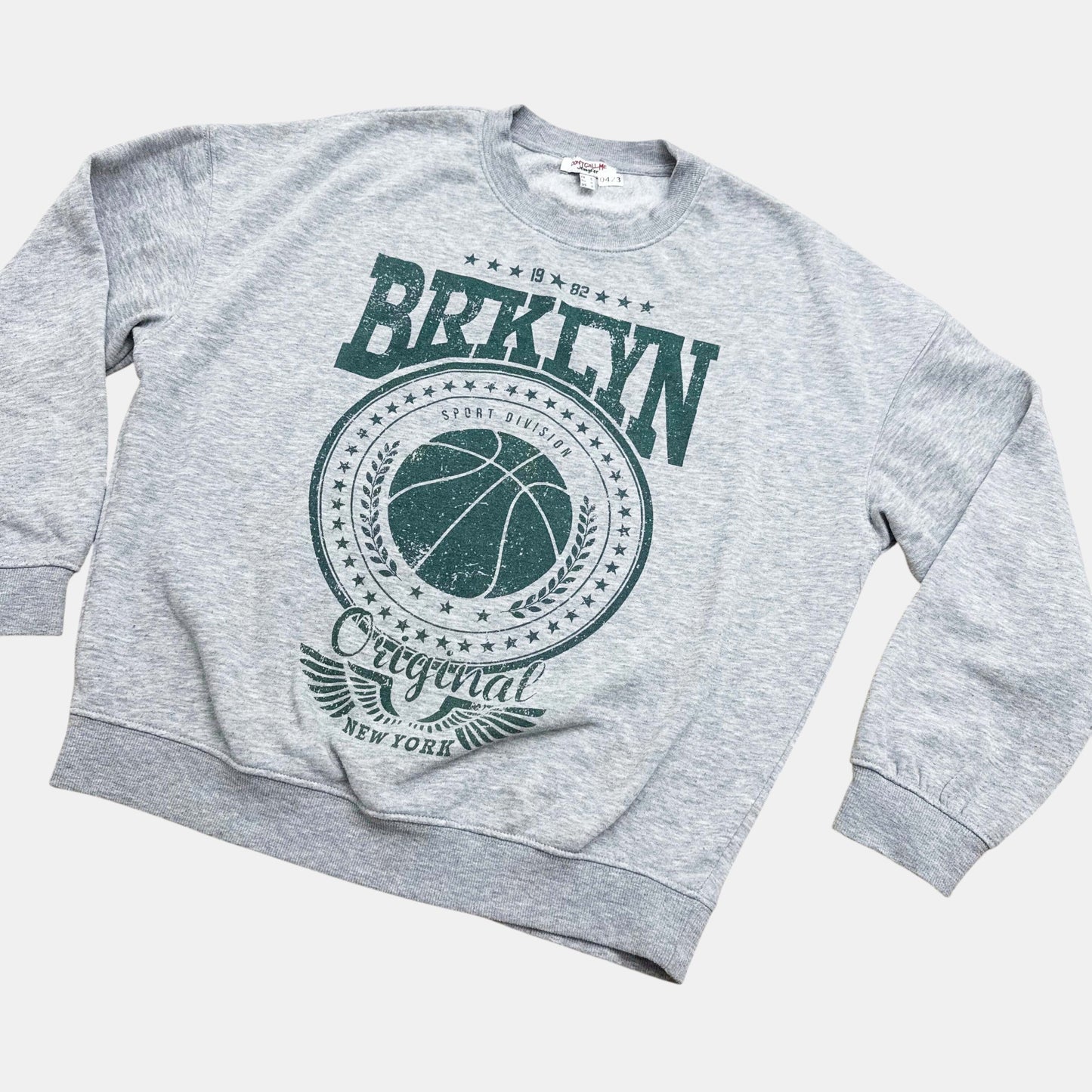 Pull Jennyfer : 16 ans