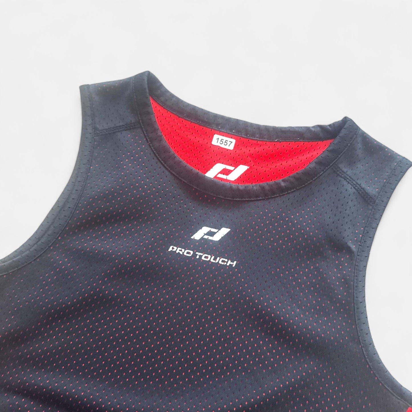 Tenue de sport pro touch : 8 ans