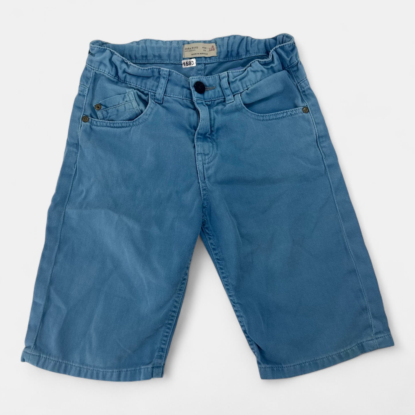 Short Zara : 8 ans