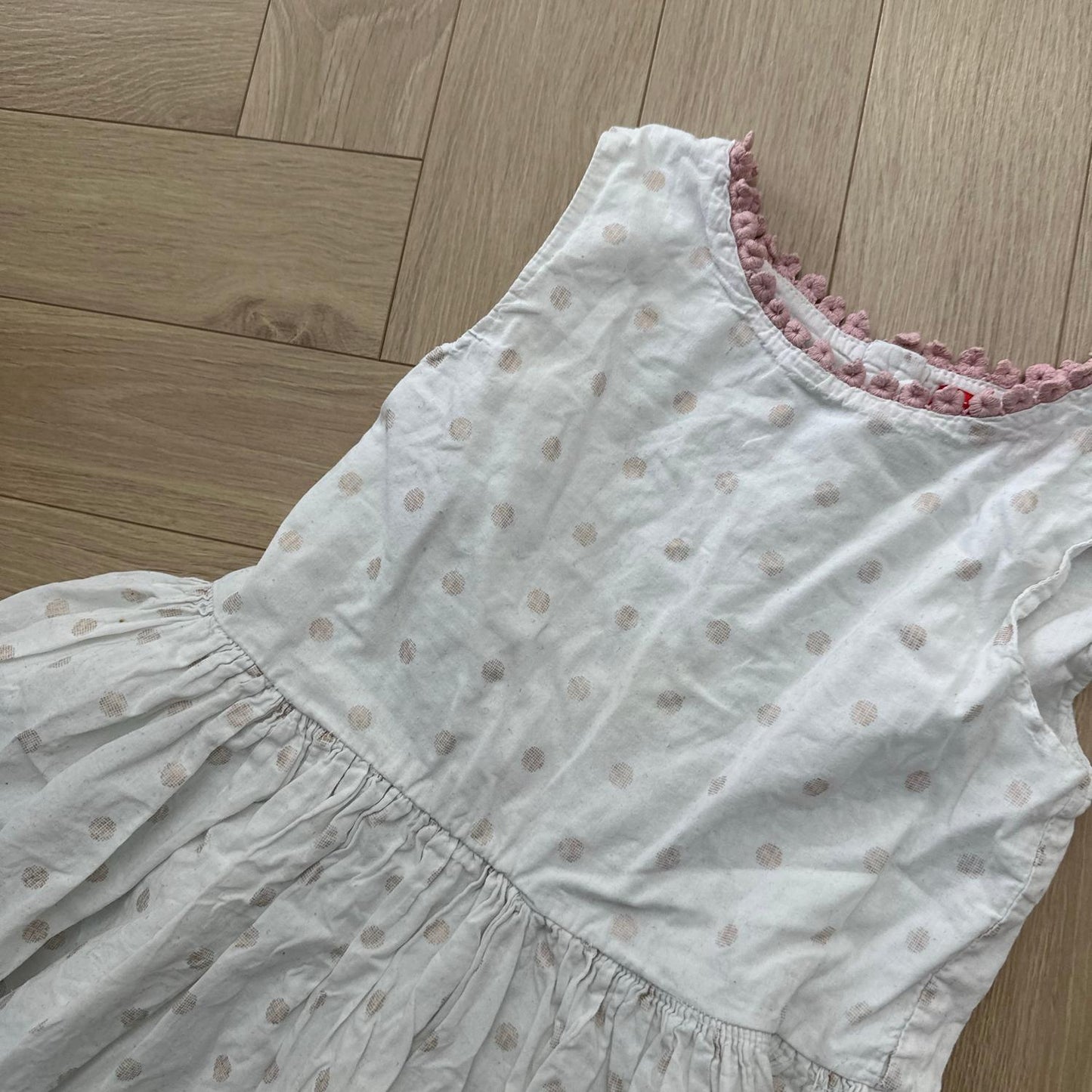 Robe Tissaia : 8 ans