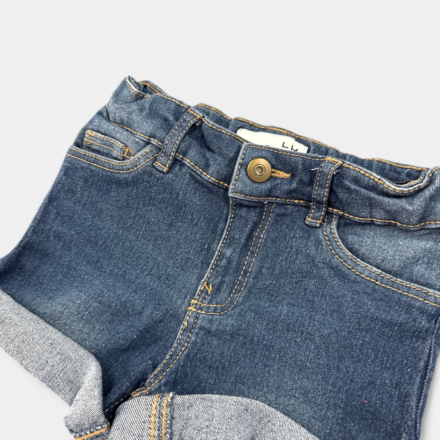 Short La Halle : 3 ans