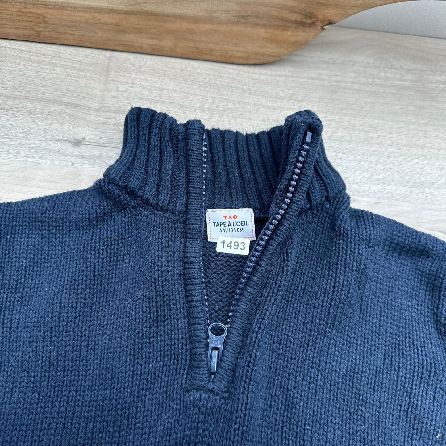 Pull Tape à l'oeil : 4 ans