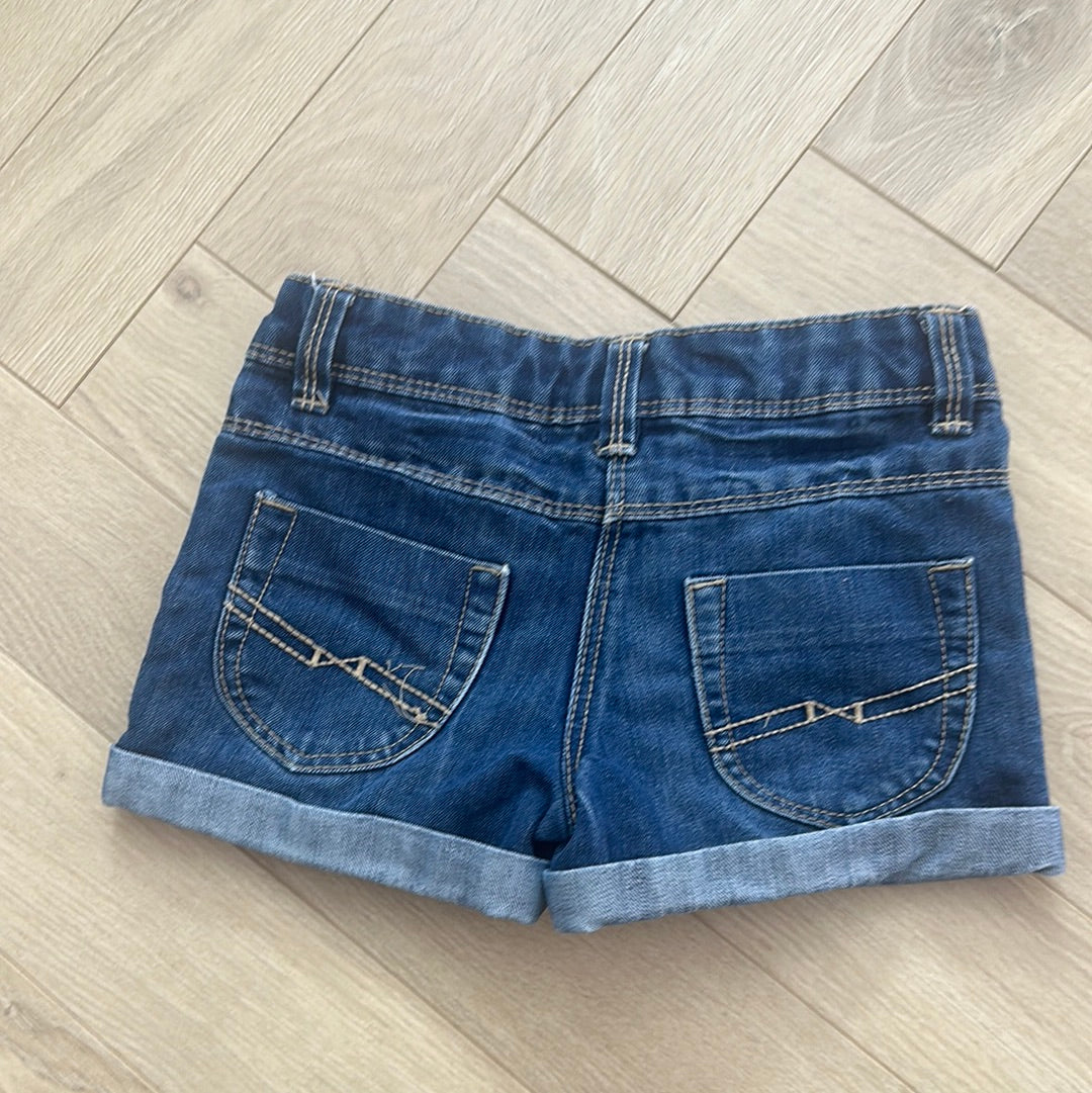 Short tao : 4 ans