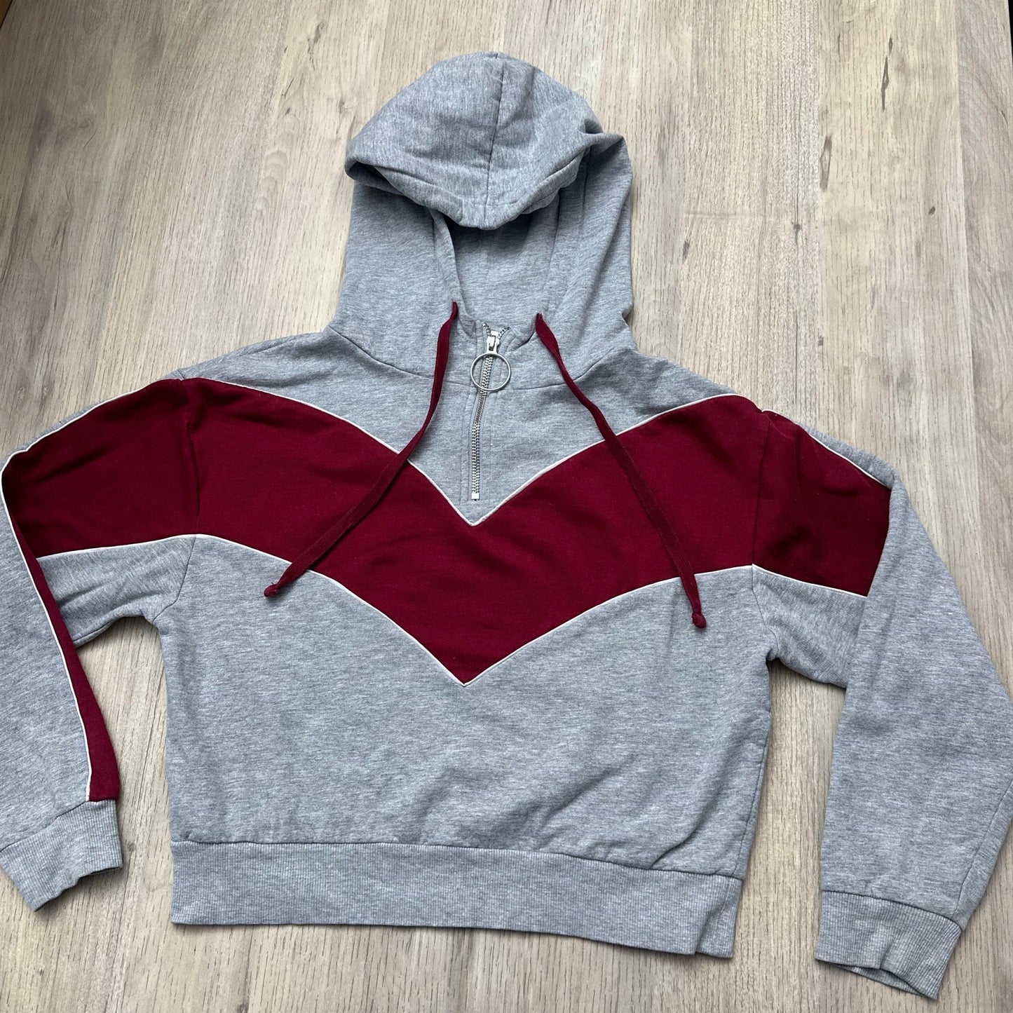 Pull jennyfer : 14 ans