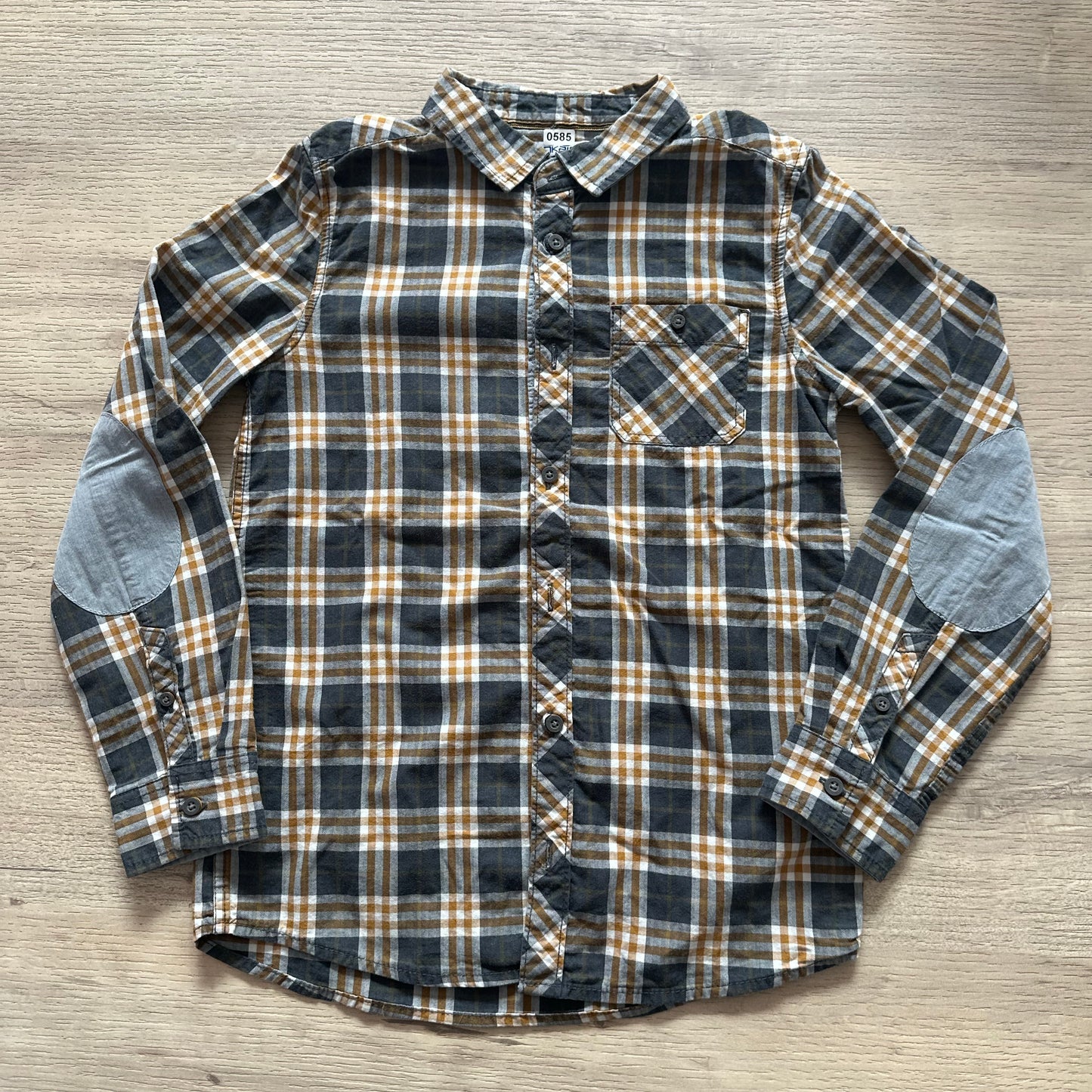Chemise Okaïdi : 10 ans