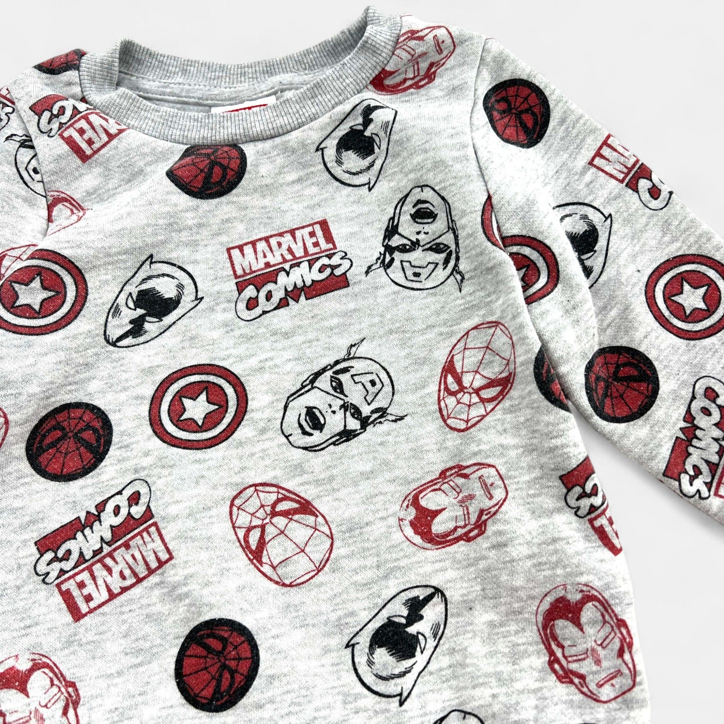 Pull Marvel : 9 mois