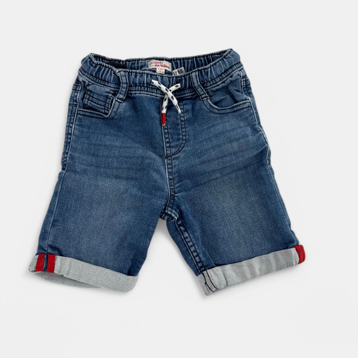 Short Du Pareil au même : 5 ans