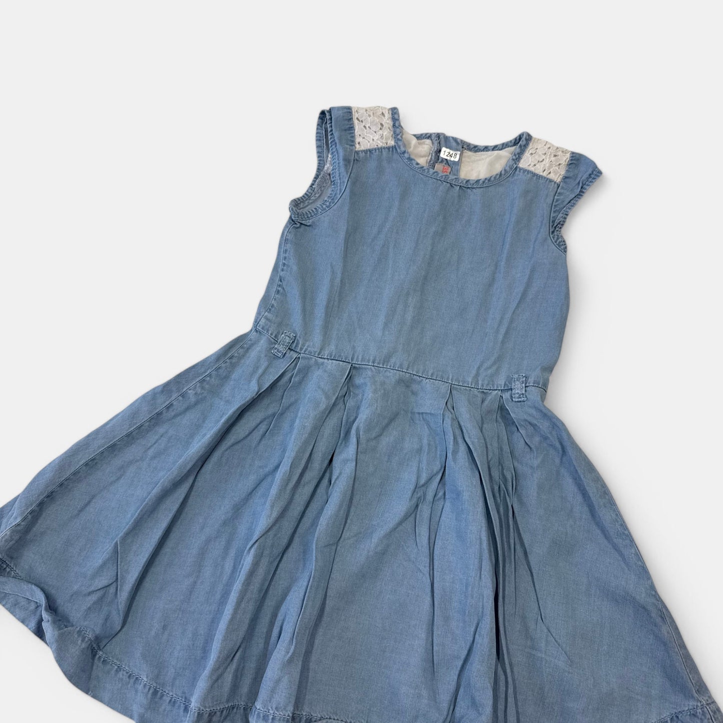 Robe Lisa rose : 8 ans