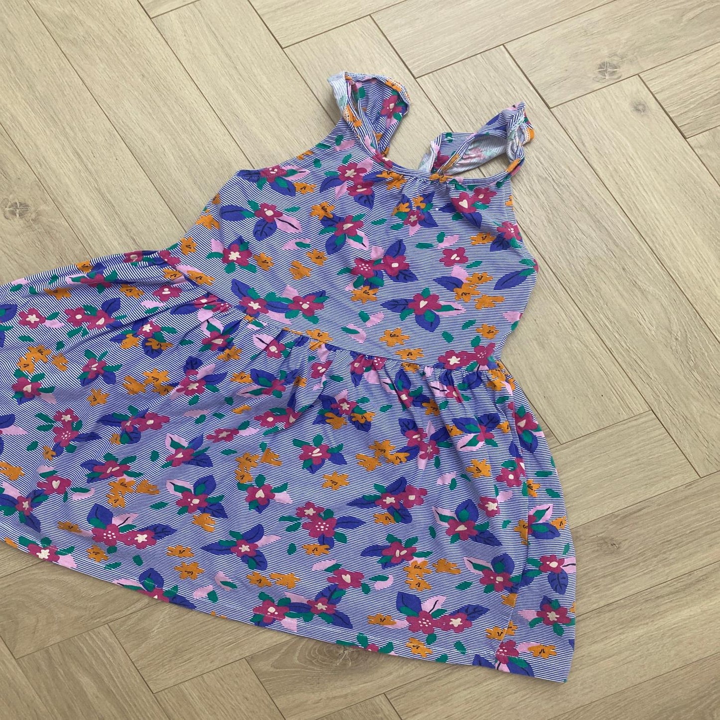 Robe DPAM : 6 ans