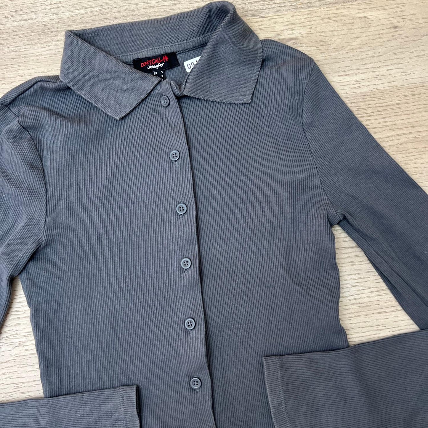 Chemise courte Jennyfer : 16 ans