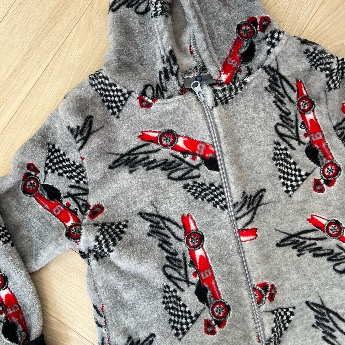 Sur-Pyjama 9th Avenue : 9 ans