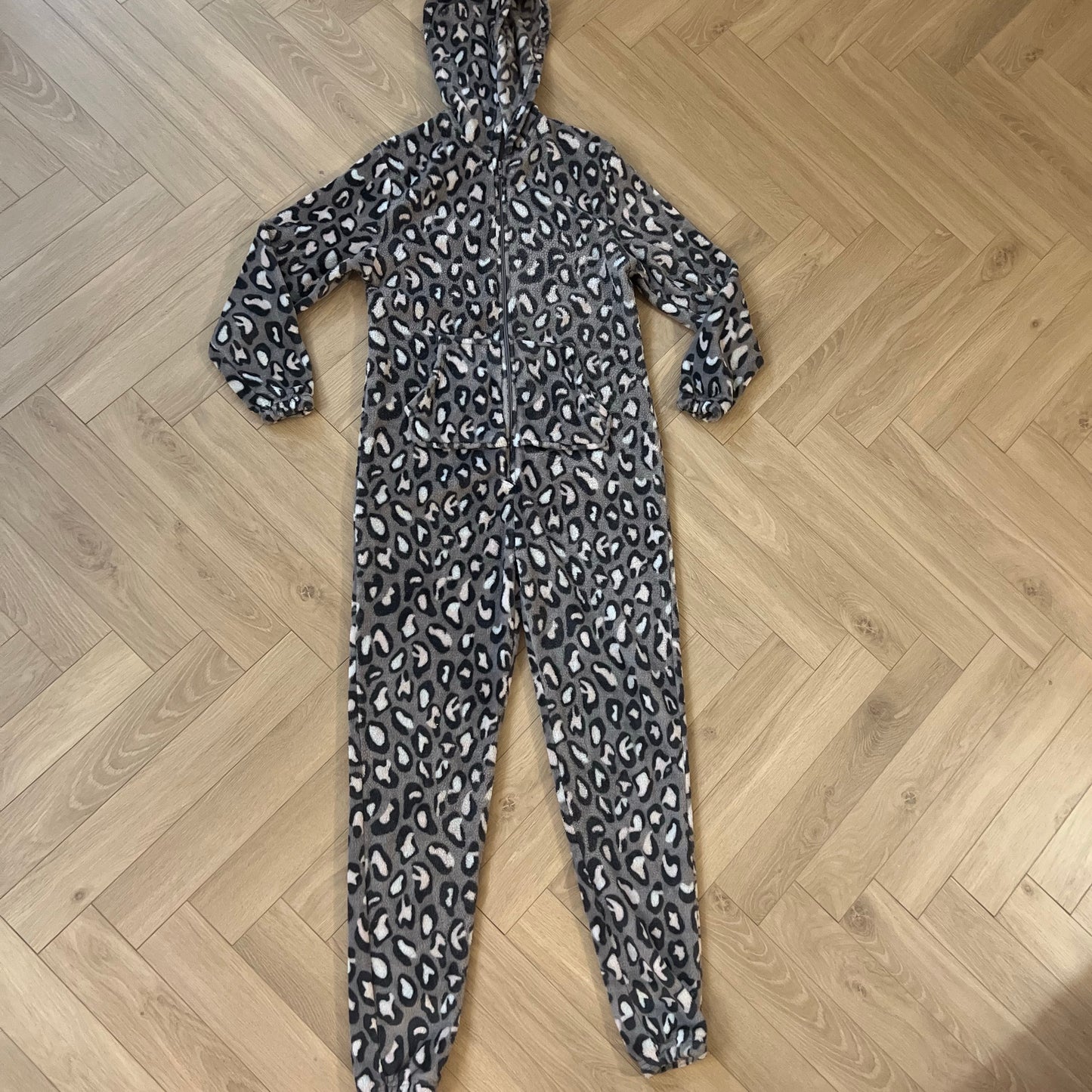 Combinaison Pyjama : 16 ans