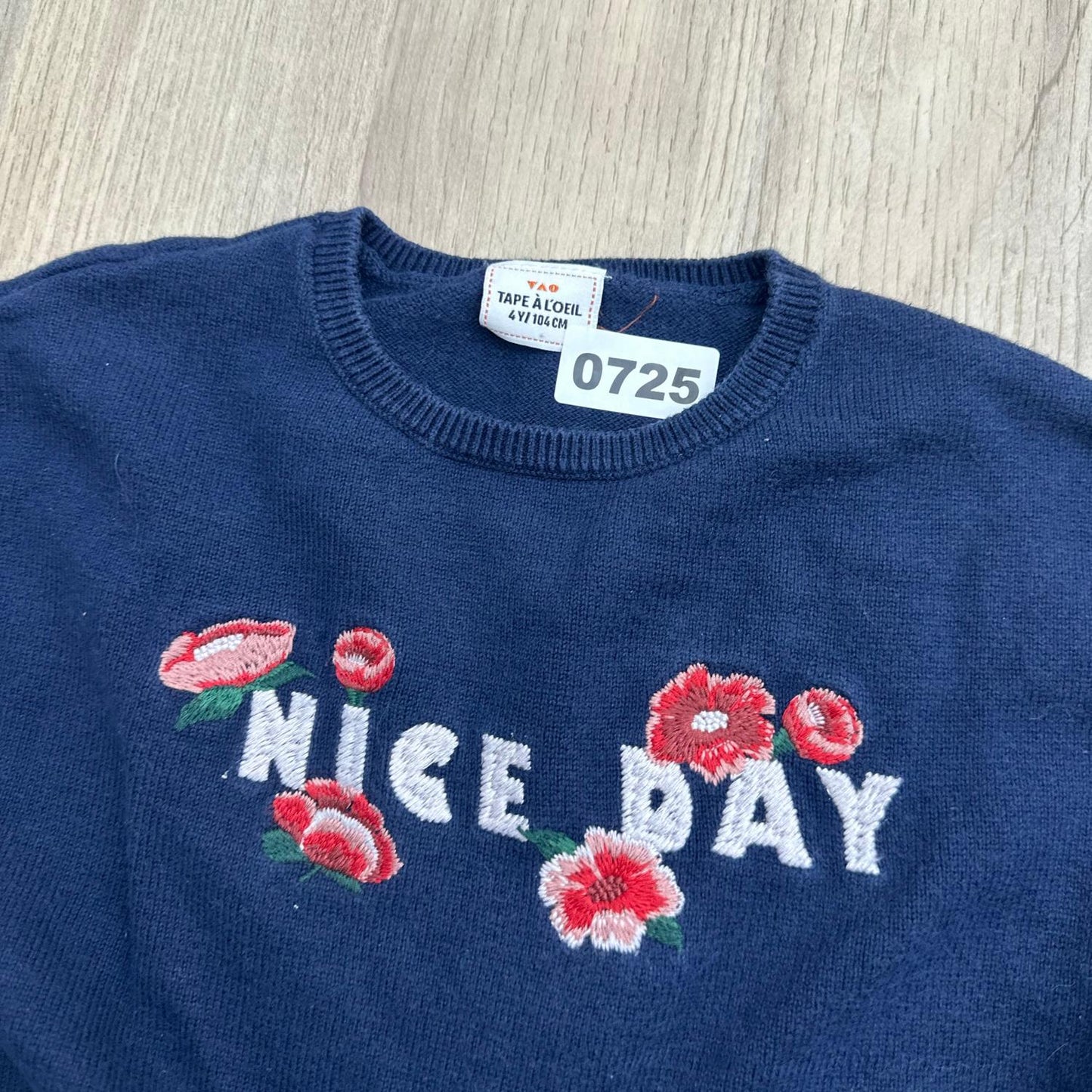 Pull Tape à l'oeil : 4 ans