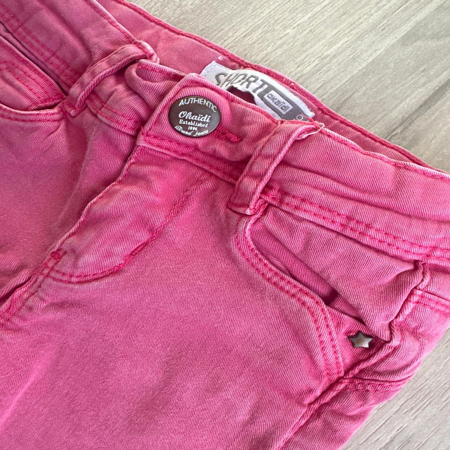 Short Okaidi : 4 ans