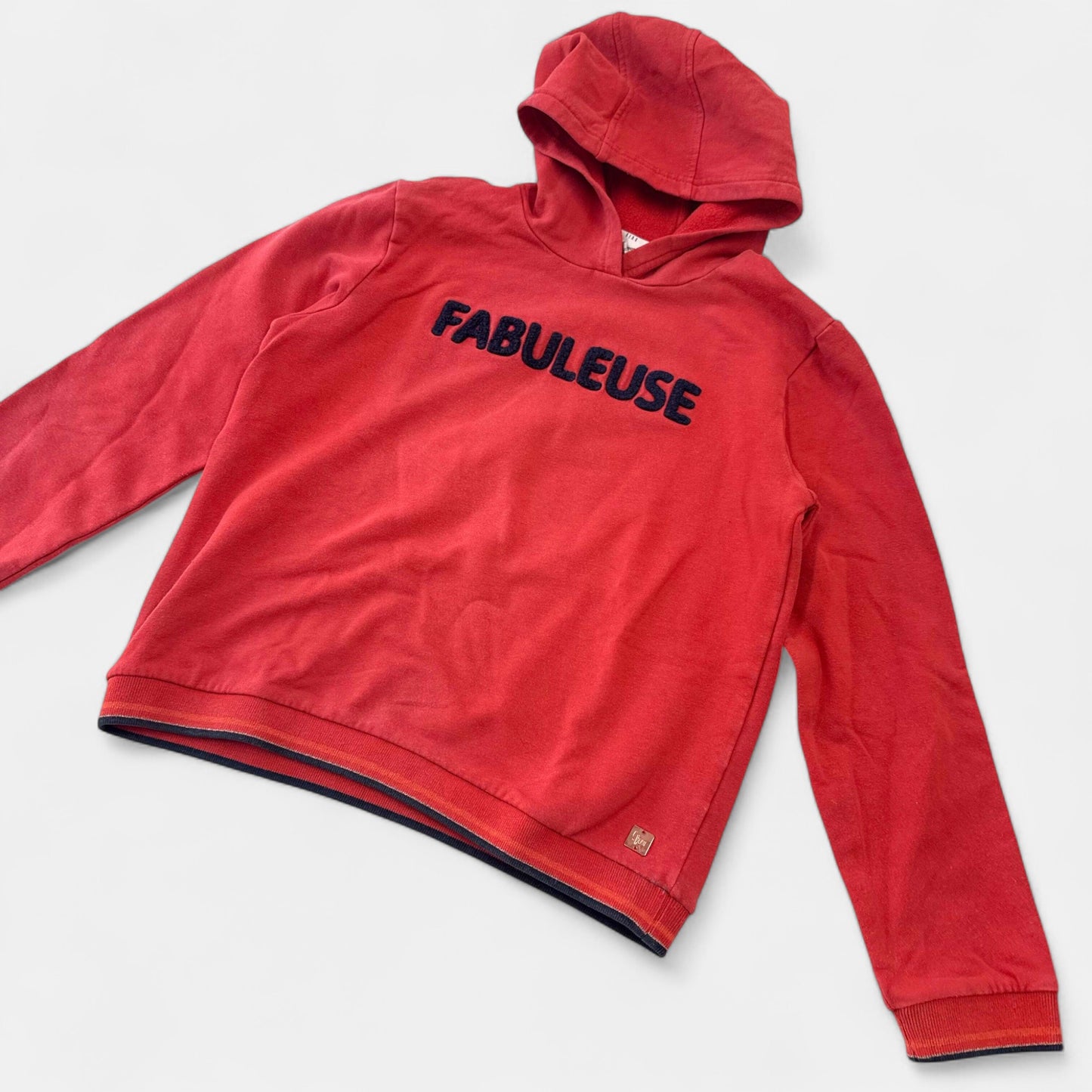 Pull carrément beau : 12 ans